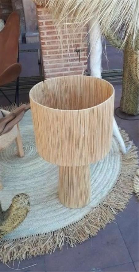 lampe a poser en raphia