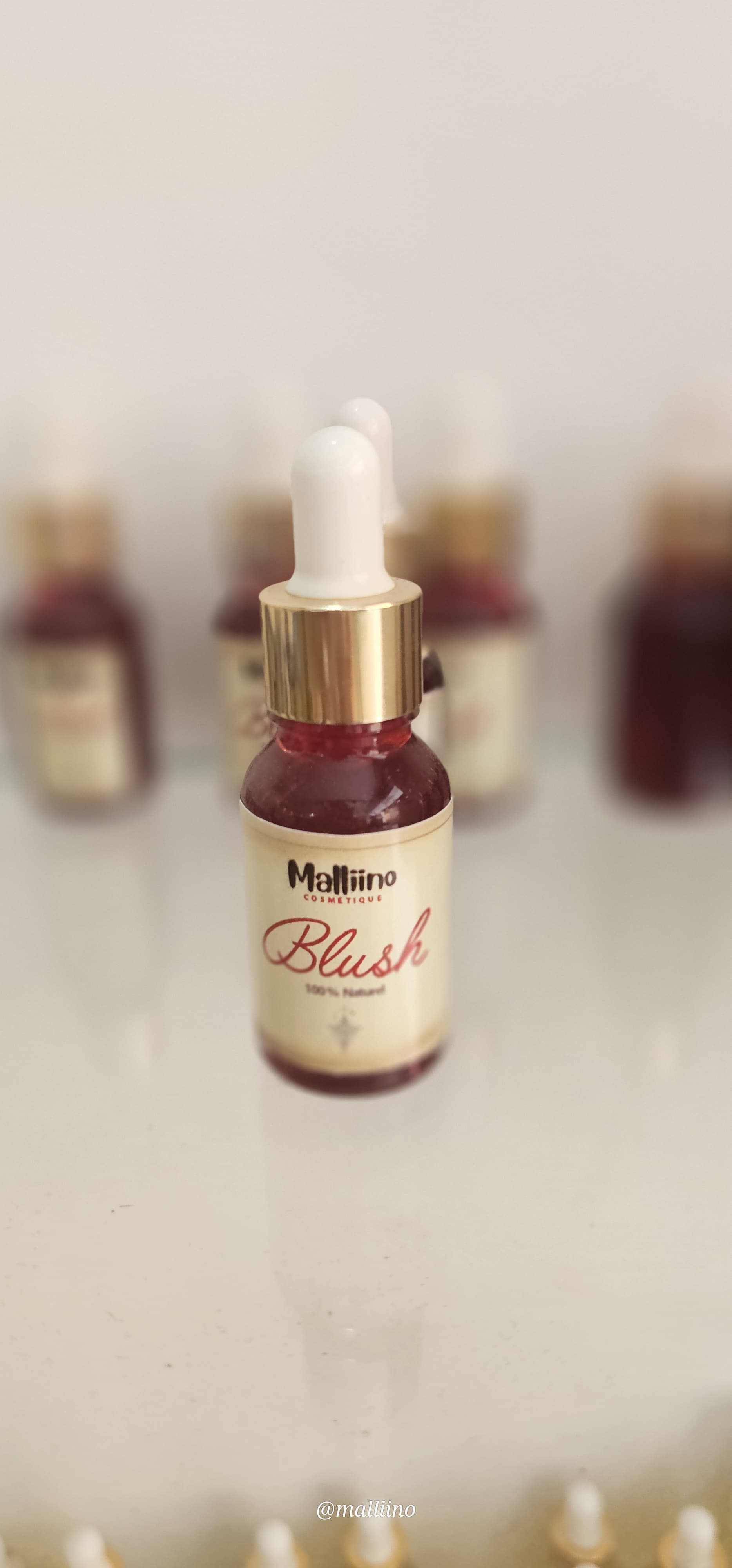 Blush Malliino