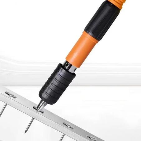 مسدس مسامير قادر على اختراق الفولاذ وجميع الأسطح الصلبة بسهولة تامة !