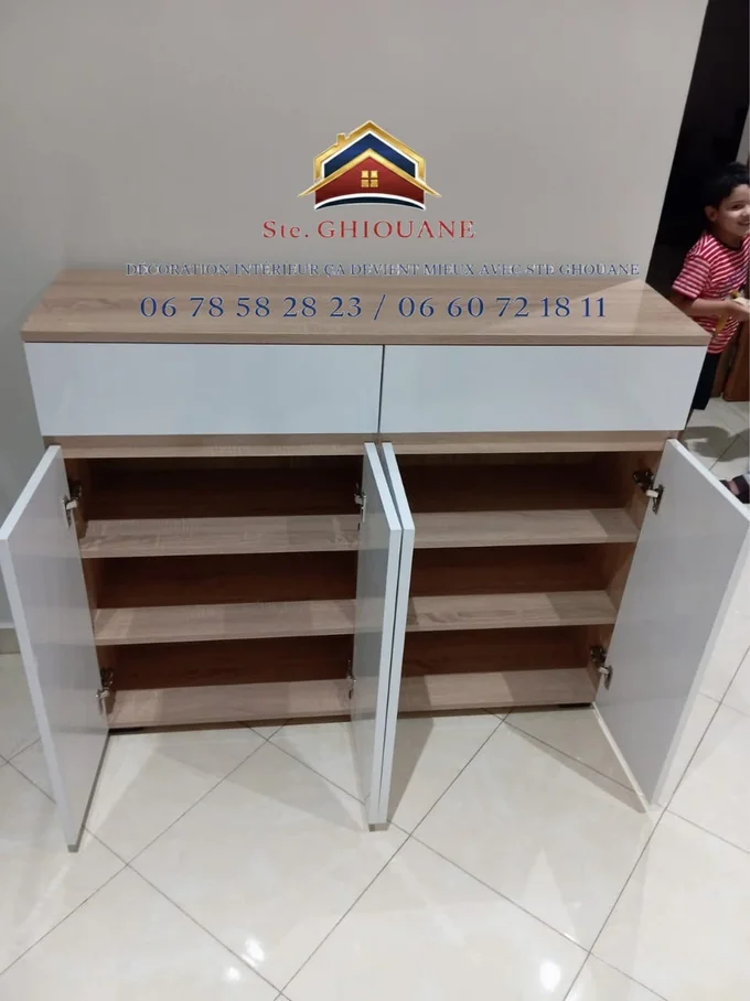 بلاكار أحذية عصري – تصميم أنيق وخشب MDF عالي الجودة