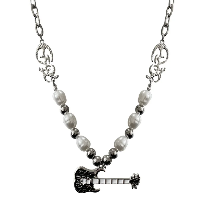 Bass Pearl Necklace