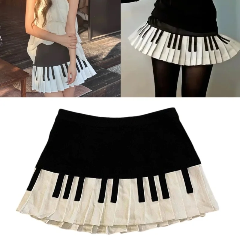 Retro Black And White Piano Design Skirt