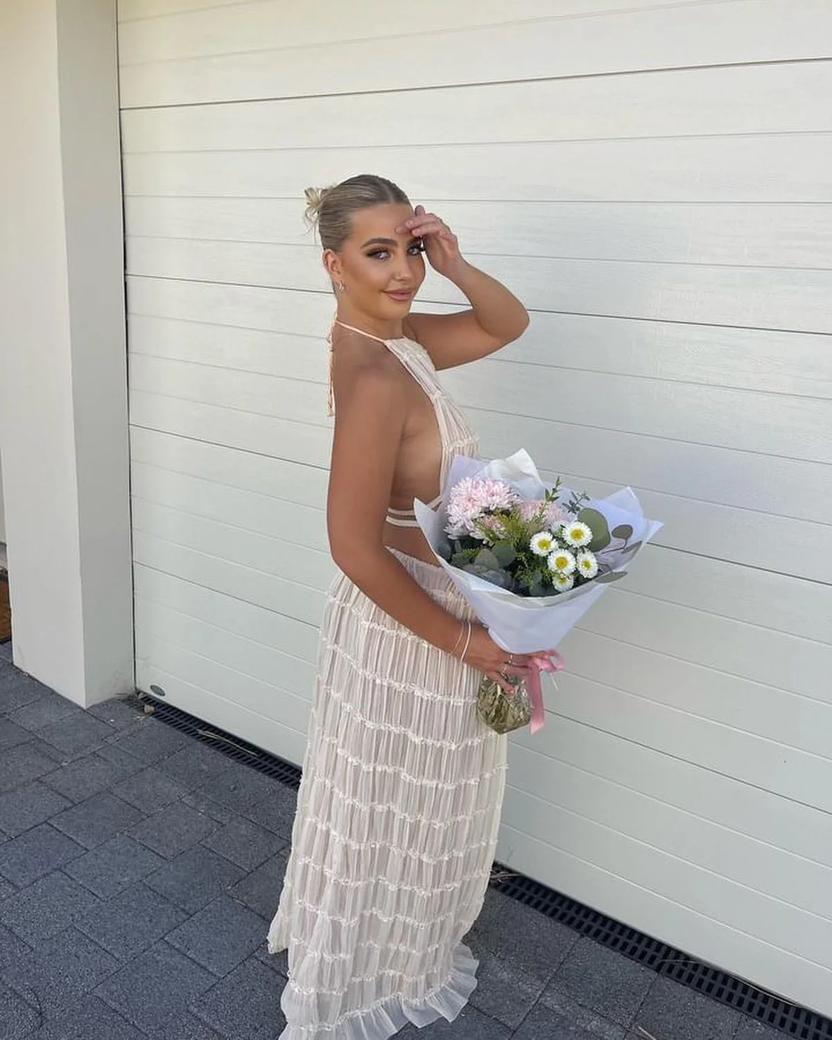 Backless Lace up Halterneck Sling Top Suit Wooden Ear Pleated Dress Two Piece Set