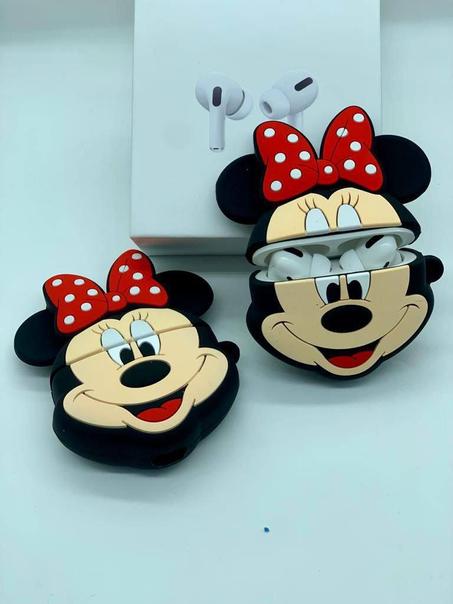 Minnie Mouse Airpods case