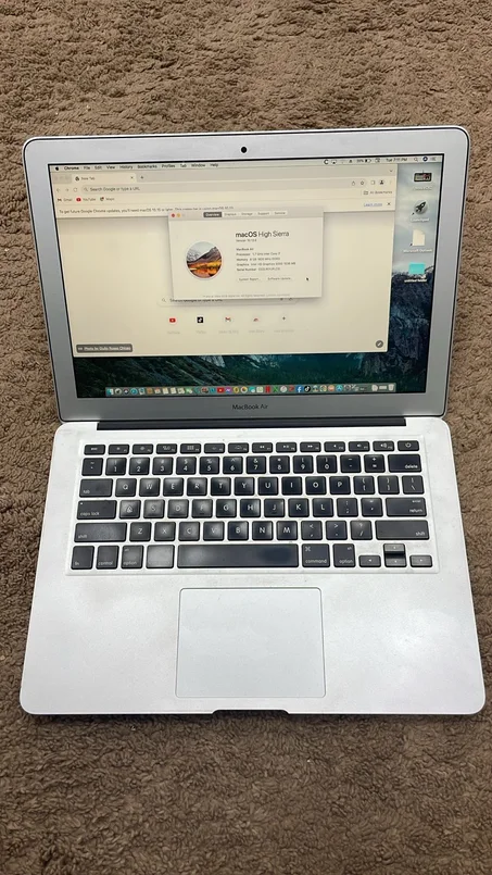 MacBook Air 2017Core i7