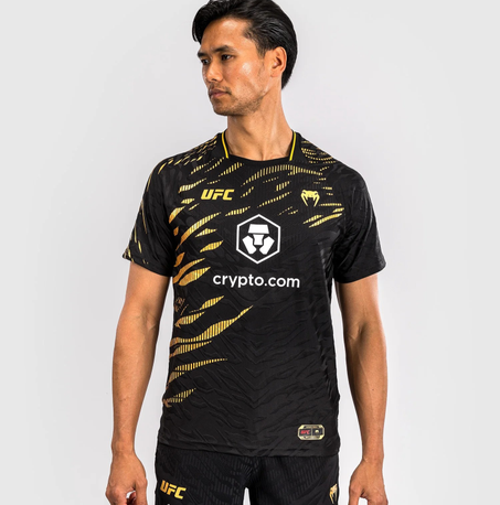 UFC Fusion by Venum Authentic Fight Night Camiseta de Salida para Hombre - Champion