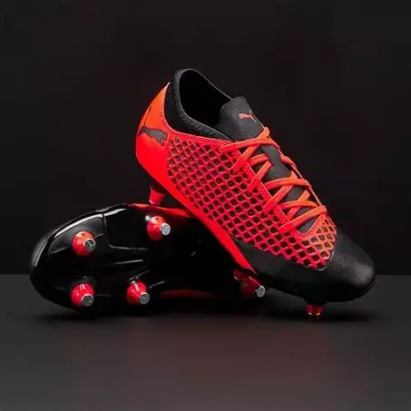 أحدية كرة القدم