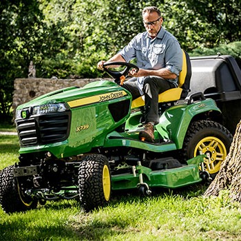 John Deere X754