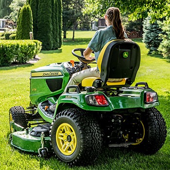 John Deere X754