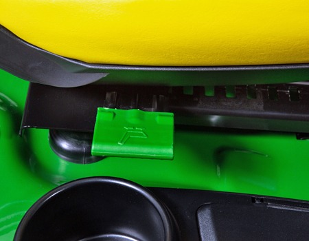 🚜 John Deere S240