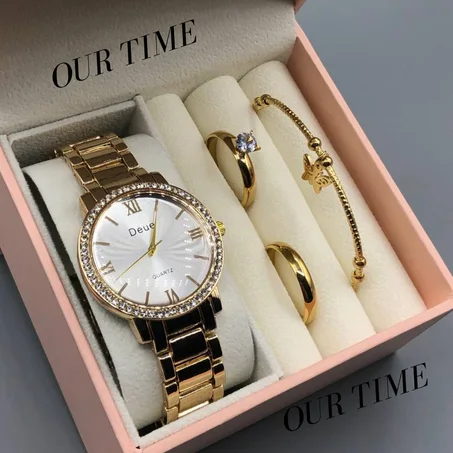 ✨ كوفري للنساء: ساعة ⌚ فخمة + خاتمين 💍💍 لإكمال الأناقة + براسلي 💫 وكلها مصنوعة من الفولاذ المقاوم للصدأ ⚙️ مع الضمان 📜