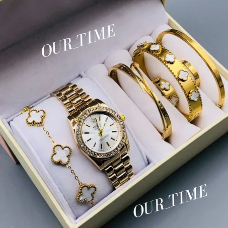 ✨ كوفري للنساء: ساعة ⌚ فخمة + خاتمين 💍💍 لإكمال الأناقة + 4 براسلي 💫 وكلها مصنوعة من الفولاذ المقاوم للصدأ ⚙️ مع الضمان 📜