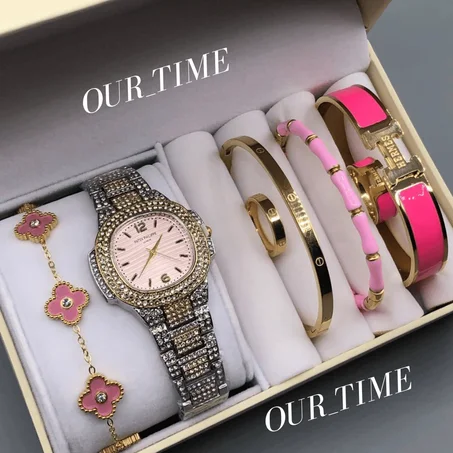 acier inoxydable❤️ Coffret cadeau pour femme🥺 :Montre de luxe+4 Bracelet +💍 2 Bague ❤️