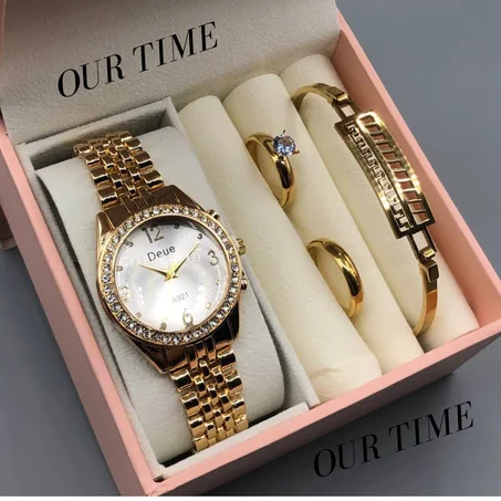 ✨ كوفري للنساء: ساعة ⌚ فخمة + خاتمين 💍💍 لإكمال الأناقة + براسلي 💫 وكلها مصنوعة من الفولاذ المقاوم للصدأ ⚙️ مع الضمان 📜