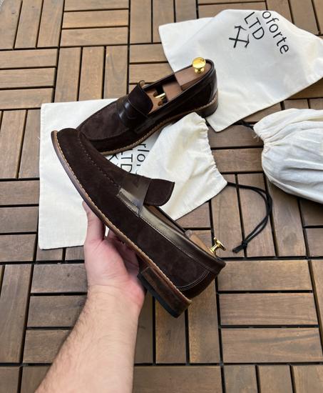 𝗠𝗼𝗰𝗮𝘀𝘀𝗶𝗻 𝗗𝗮𝗿𝗸 𝗕𝗿𝗼𝘄𝗻 𝗦𝘂𝗲𝗱𝗲