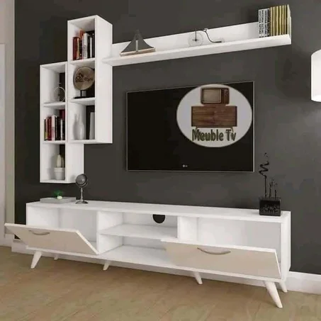 طاولة التلفز