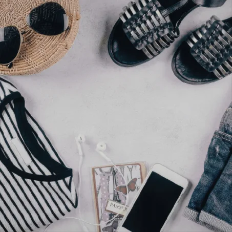 اكسسوارات وملابس نسائية