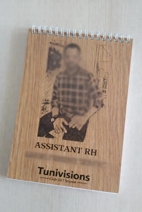 Carnet en bois personnalisé avec photo gravée