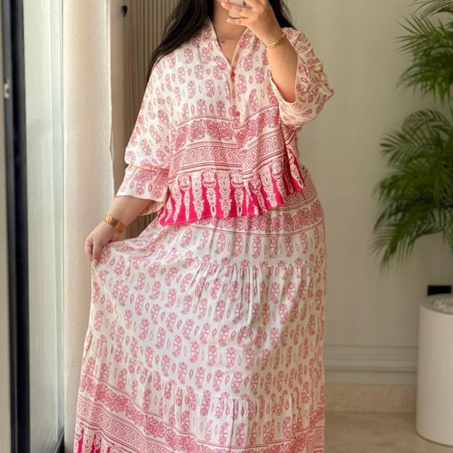 Ensemble Chic 2 Pièces – Jupe à Volants & Chemise Oversize