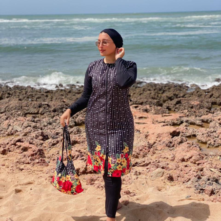 Burkini   5 pièces en style cyclisme, alliant confort, élégance et liberté de mouvement.