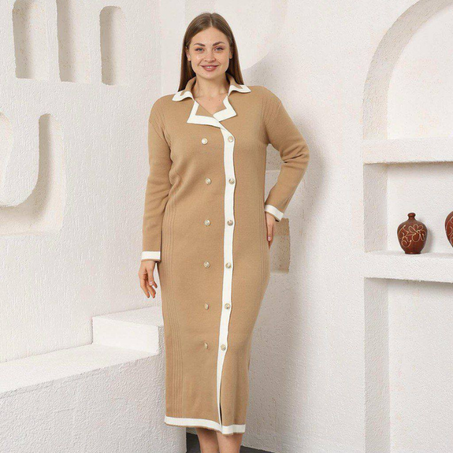 Robe Croisée en Laine avec Boutons Dorés et Col Tailleur