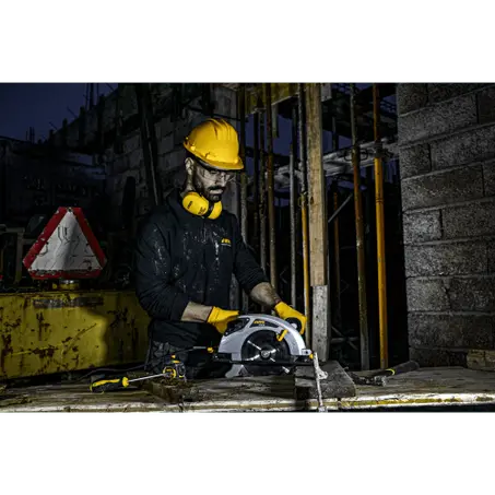 أجهزة و أدوات للعمل و المنزل