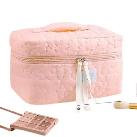 لمسة قطن لجمالكِ.. رتبي مكياجكِ بكل سهولة. (اكتشفيها الآن)