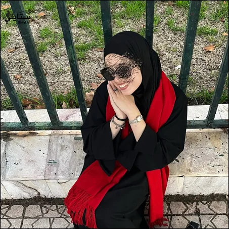 Mikasa Scarf – الوشاح الأحمر الفاخر من ستايلي