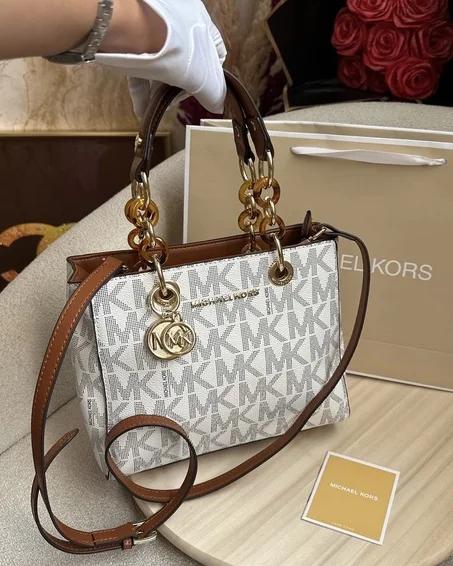Sac MK blanc caramel
