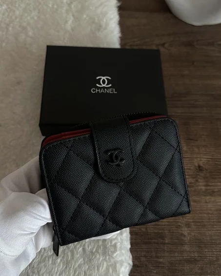 Portefeuille Chanel black red