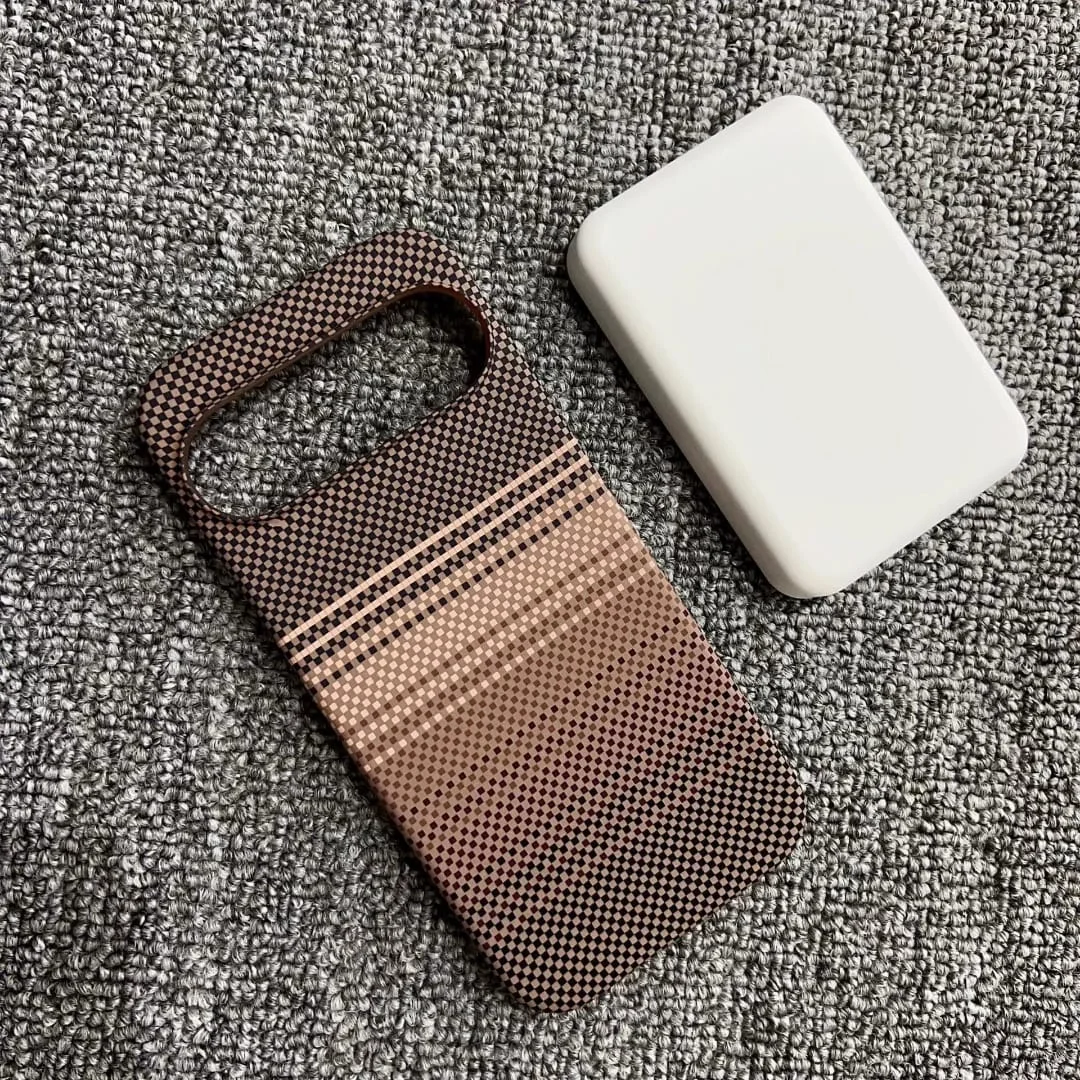 Carbon Fiber MagSafe Pixel Case