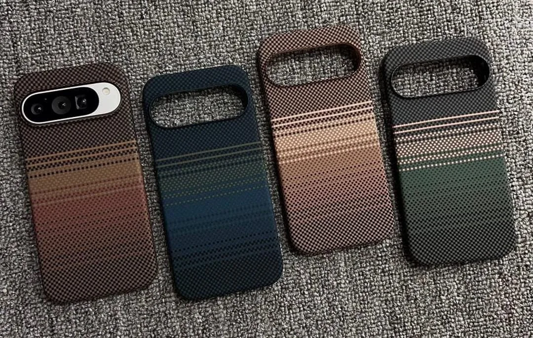 Carbon Fiber Texture MagSafe Pixel Case