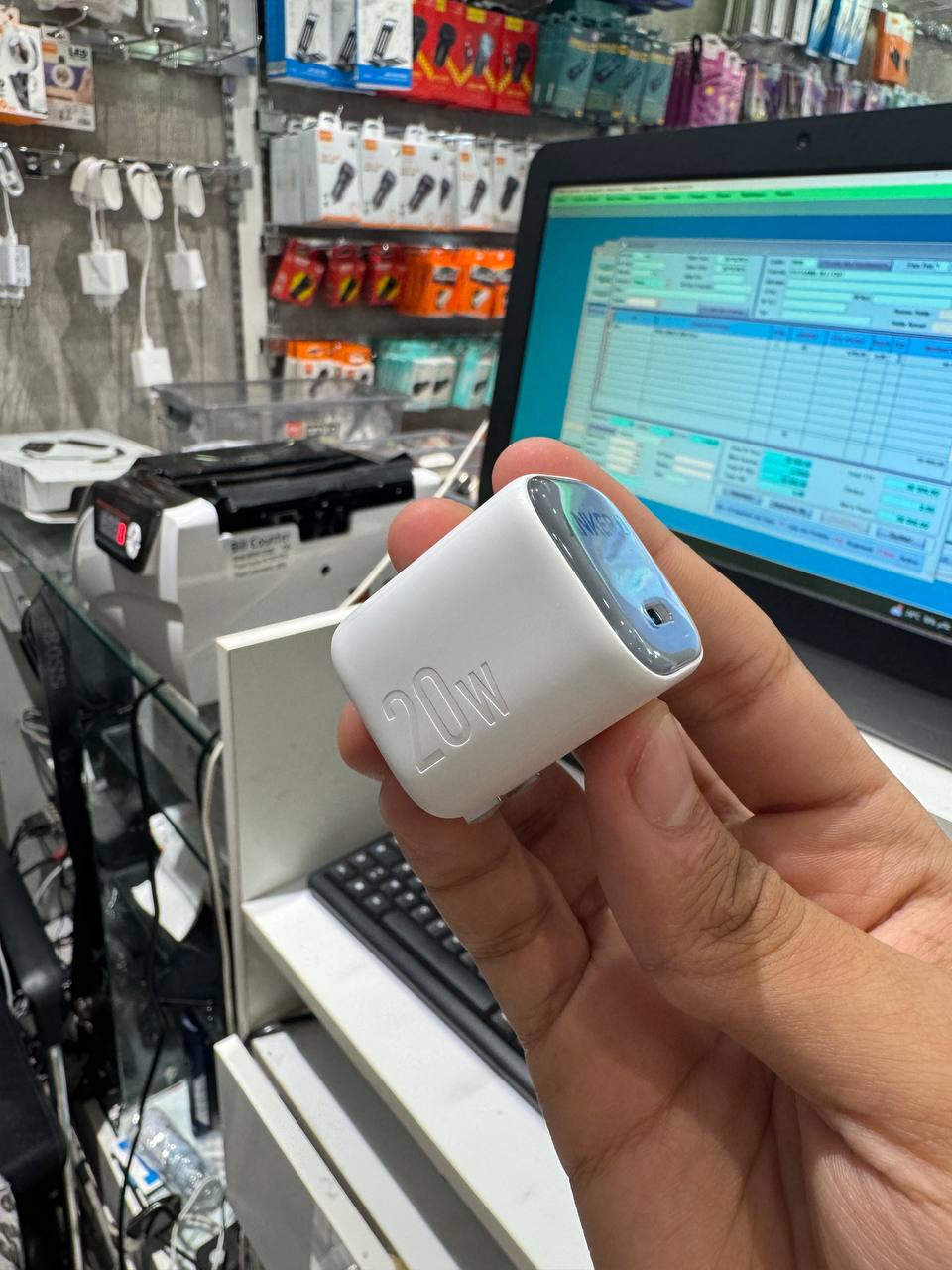 Boit charger ANKER ZOLO 20 - 30 W