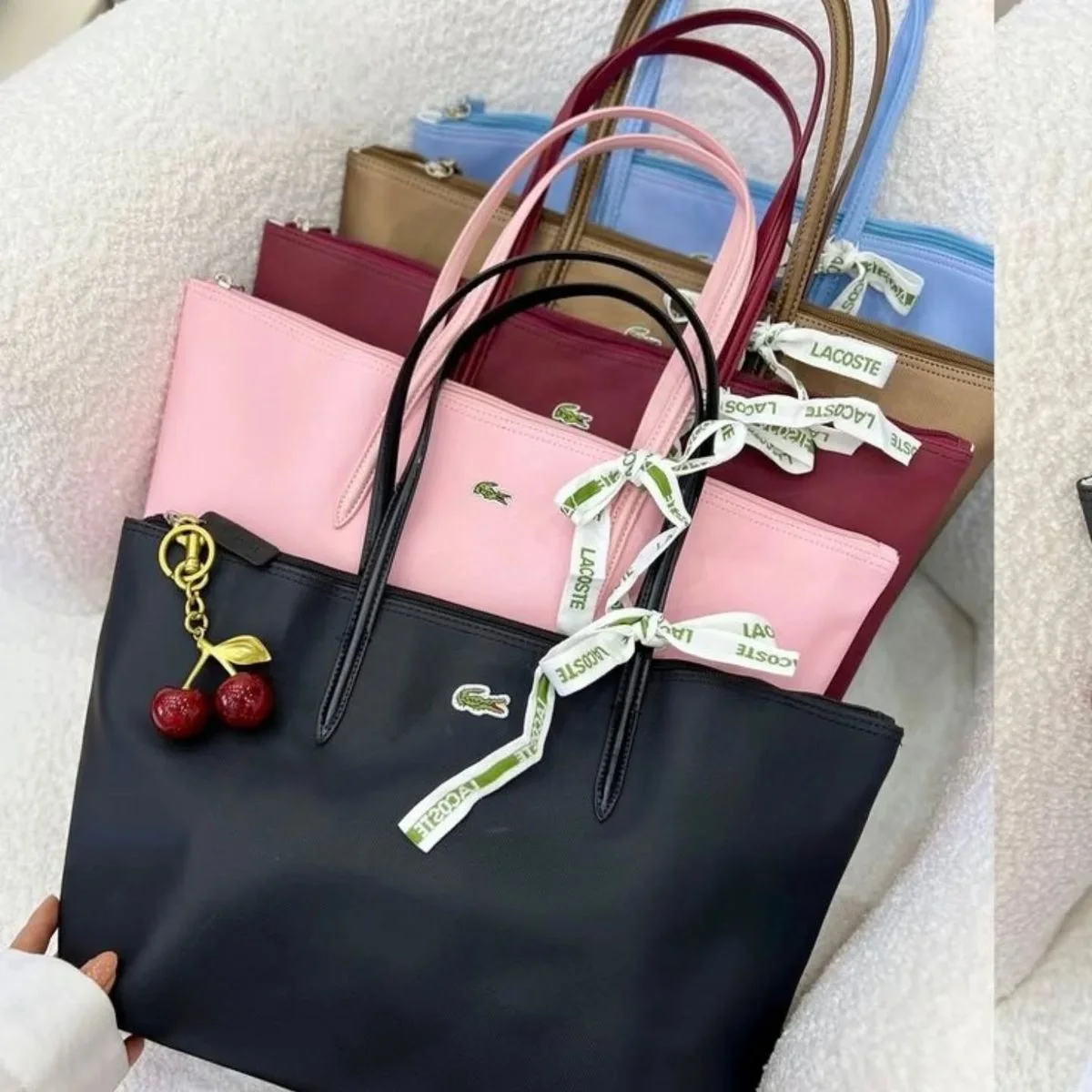 Sac Lacoste