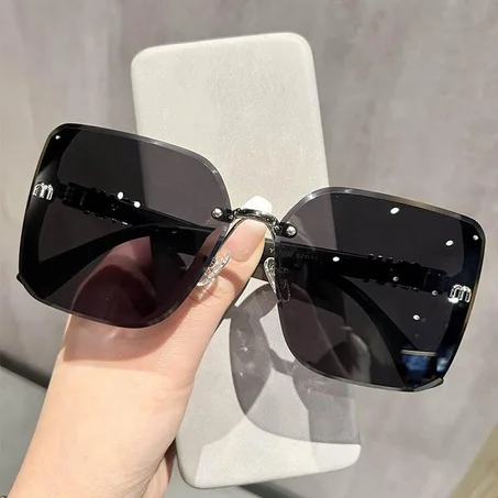 Nouvelles lunettes de soleil pour femmes