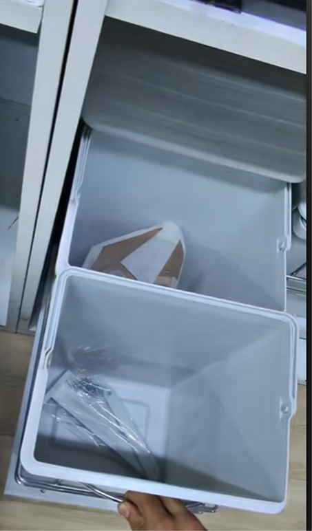 Poubelle blanc 14*14L