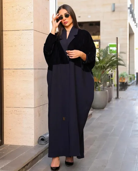 عباية فيروز المخملية