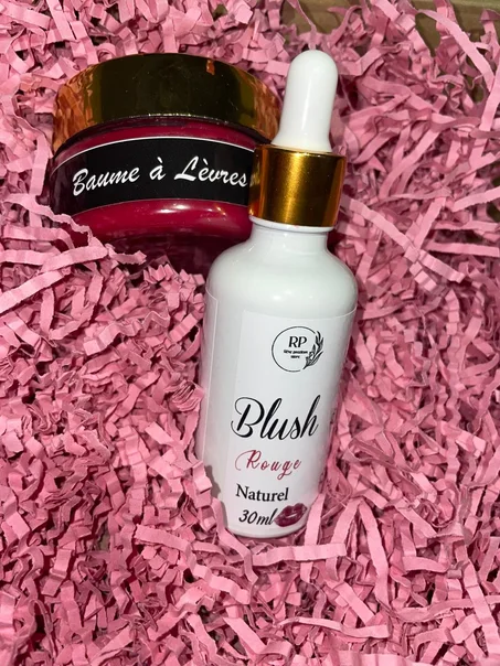 BLUSH ET BAUMES A LEVRES