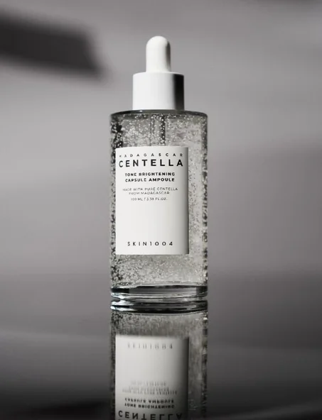 Sérum Brightening à la Centella – Éclat & Teint Unifié (30 ml)