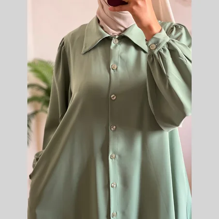 Robe Boutons Élégante