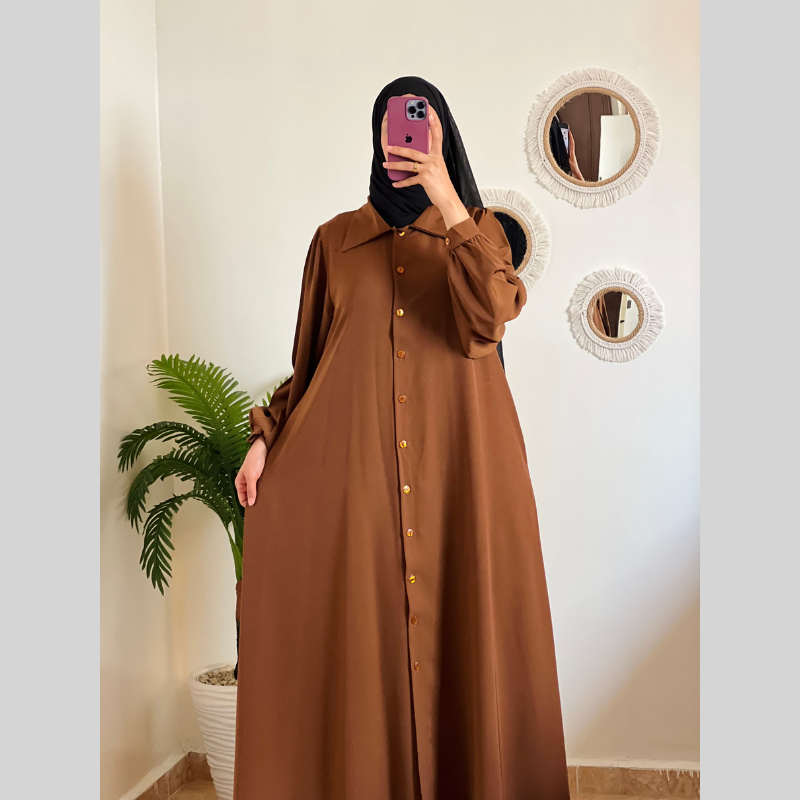 Robe Boutons Élégante