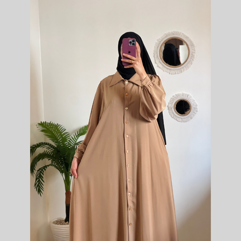 Robe Boutons Élégante