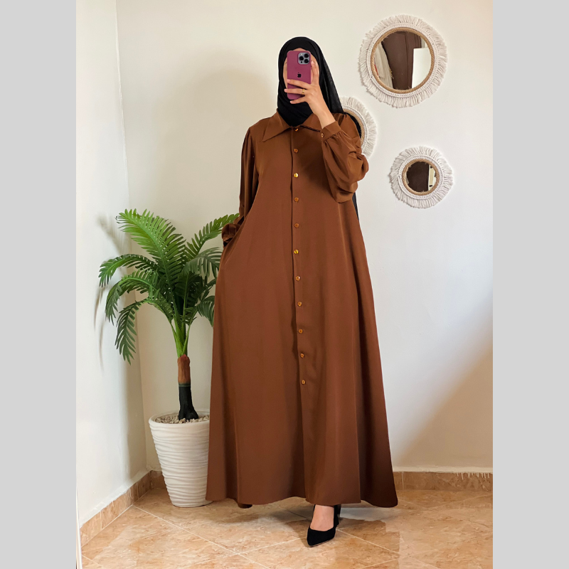 Robe Boutons Élégante