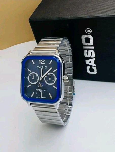 ساعة للرجال