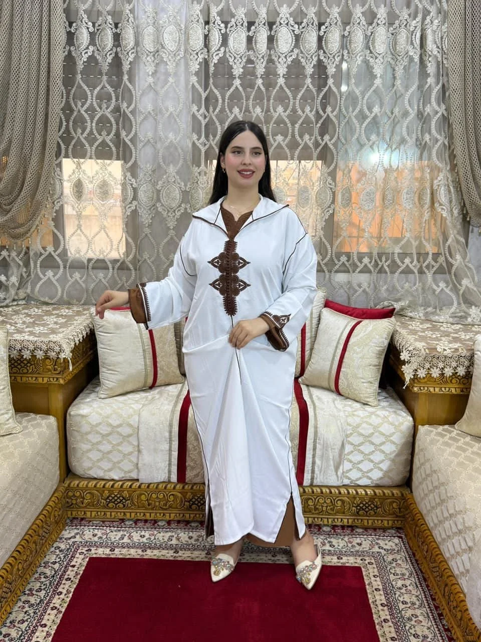 *🛍️لإطلالة أنيقة وملفتة بكل تفاصيلها 💎*  جلابا 2 بيس طاي انيقة💰 لثمن: 350 درهم فقط 🚚 التوصيل مجاني لجميع مدن المغرب 🇲🇦