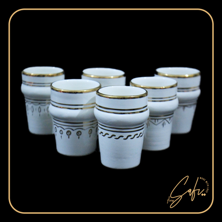 باك 6 كؤوس مزخرفة بماء الذهب