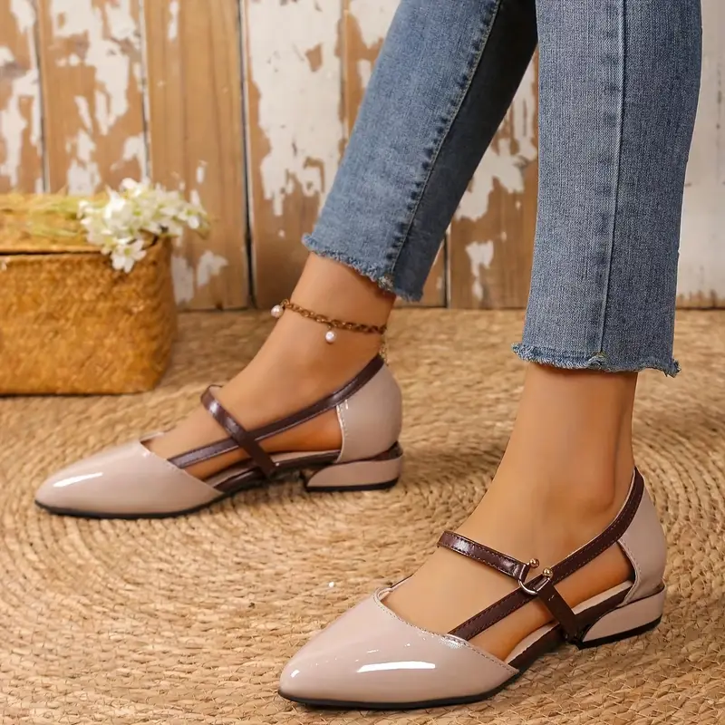 Chaussures Élégantes à Talons Bas avec Bride Croisée