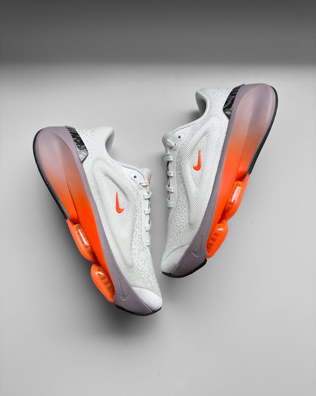 Nike versair PRM  37.5