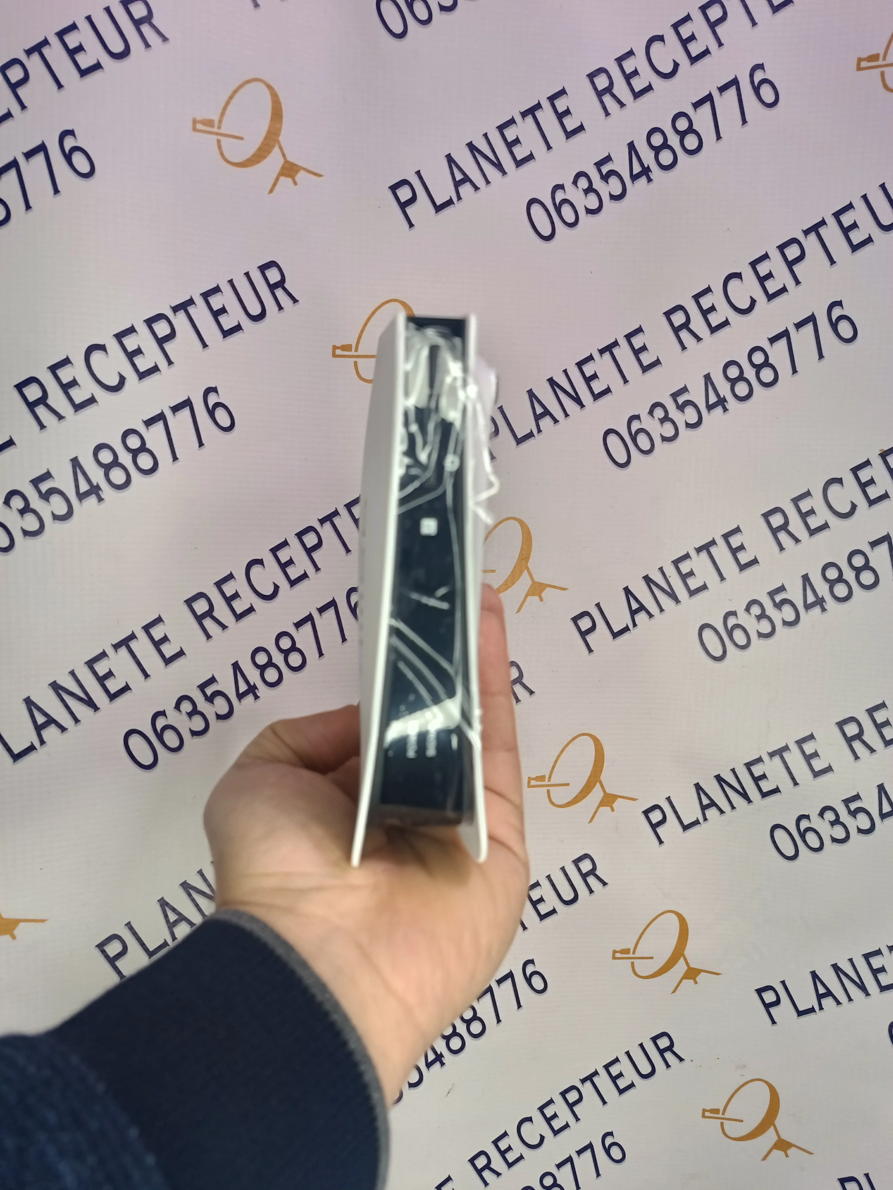 Recepteur Decodeur numerique Starsat XM 56 NEW 2026