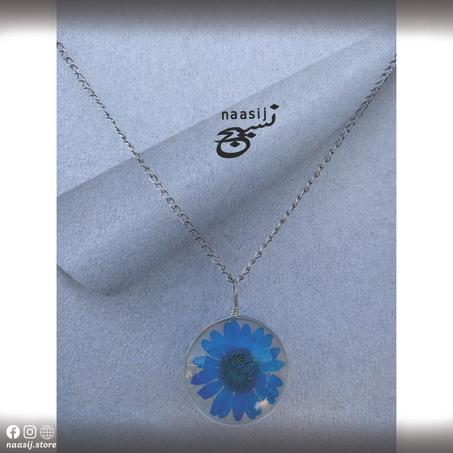 Real Dried Daisy Flower Necklace - Blue